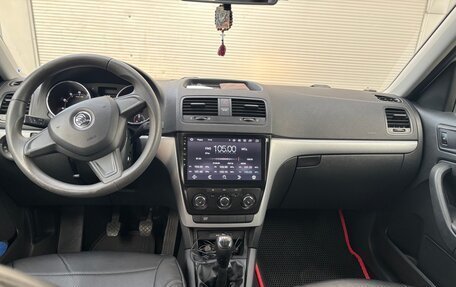 Skoda Yeti I рестайлинг, 2015 год, 1 100 000 рублей, 5 фотография