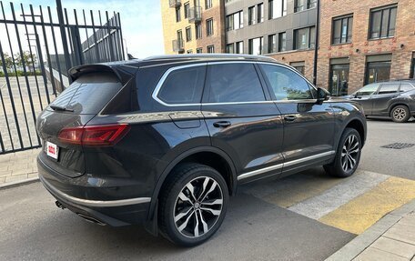 Volkswagen Touareg III, 2020 год, 5 500 000 рублей, 4 фотография