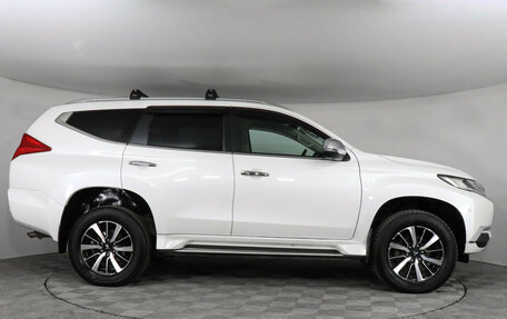 Mitsubishi Pajero Sport III рестайлинг, 2020 год, 3 097 000 рублей, 4 фотография