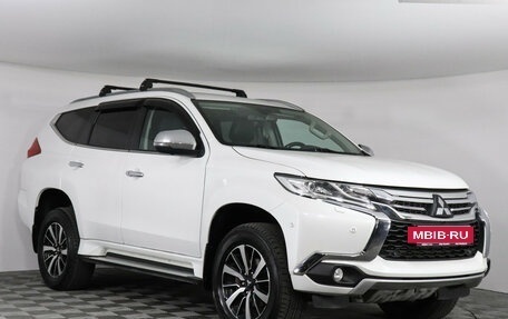 Mitsubishi Pajero Sport III рестайлинг, 2020 год, 3 097 000 рублей, 3 фотография