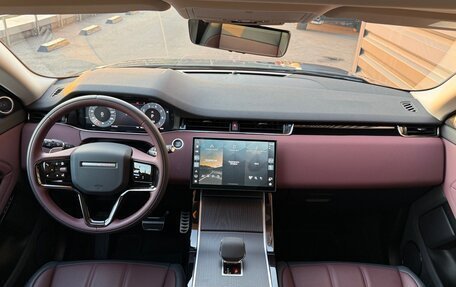 Land Rover Range Rover Evoque II, 2024 год, 6 790 000 рублей, 14 фотография