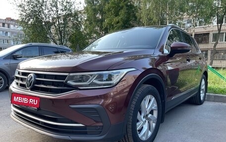 Volkswagen Tiguan II, 2021 год, 3 500 000 рублей, 1 фотография