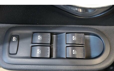 Nissan Terrano III, 2014 год, 1 099 000 рублей, 13 фотография