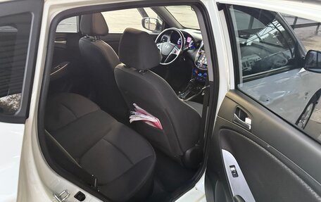 Hyundai Solaris II рестайлинг, 2015 год, 790 000 рублей, 12 фотография