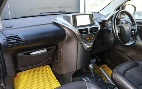 Toyota iQ, 2009 год, 550 000 рублей, 8 фотография