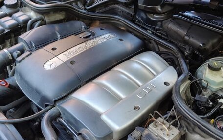 Mercedes-Benz E-Класс, 2001 год, 650 000 рублей, 4 фотография