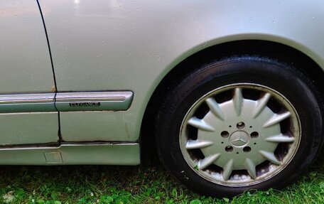 Mercedes-Benz E-Класс, 2001 год, 650 000 рублей, 12 фотография