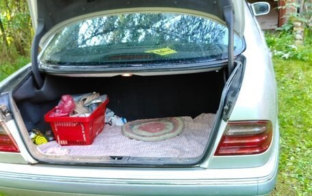 Mercedes-Benz E-Класс, 2001 год, 650 000 рублей, 5 фотография