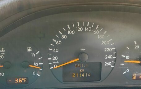 Mercedes-Benz E-Класс, 2001 год, 650 000 рублей, 26 фотография