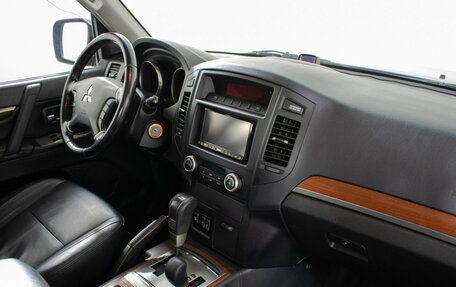 Mitsubishi Pajero IV, 2007 год, 1 490 000 рублей, 9 фотография