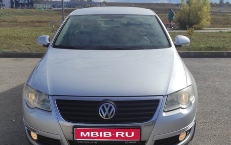 Volkswagen Passat B6, 2008 год, 690 000 рублей, 1 фотография