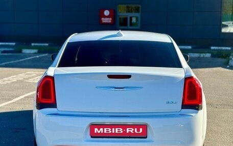 Chrysler 300C II, 2015 год, 1 875 000 рублей, 4 фотография