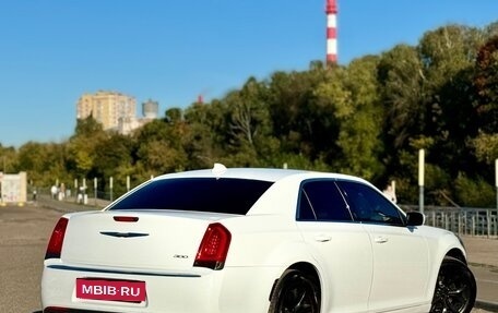 Chrysler 300C II, 2015 год, 1 875 000 рублей, 5 фотография