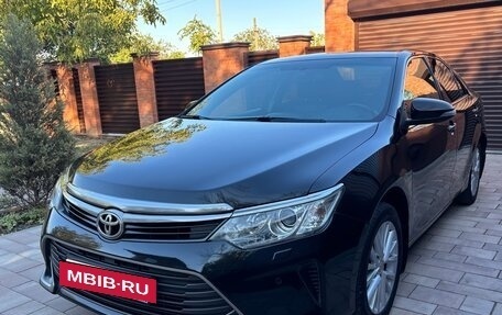 Toyota Camry, 2015 год, 1 950 000 рублей, 3 фотография