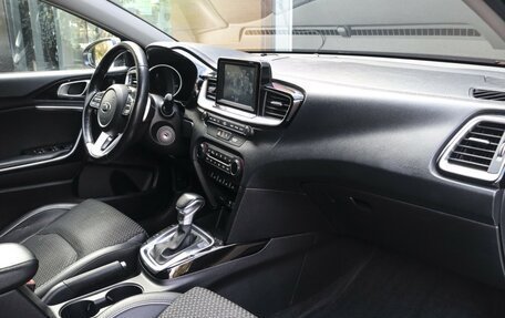 KIA cee'd III, 2018 год, 1 699 000 рублей, 9 фотография