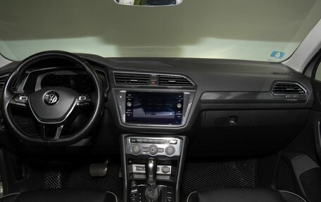 Volkswagen Tiguan II, 2018 год, 2 950 000 рублей, 7 фотография