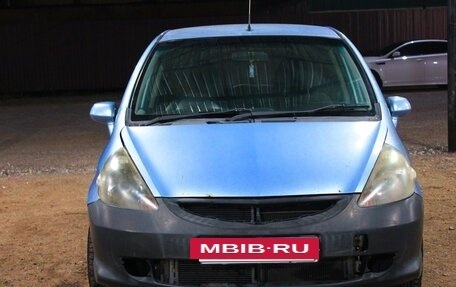 Honda Fit III, 2001 год, 300 000 рублей, 5 фотография
