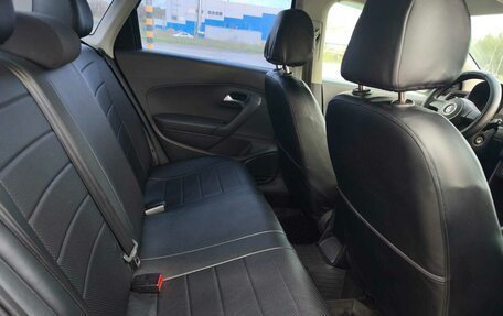 Volkswagen Polo VI (EU Market), 2010 год, 450 000 рублей, 10 фотография