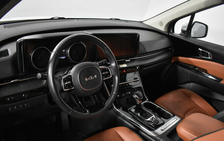 KIA Carnival, 2022 год, 3 800 000 рублей, 9 фотография