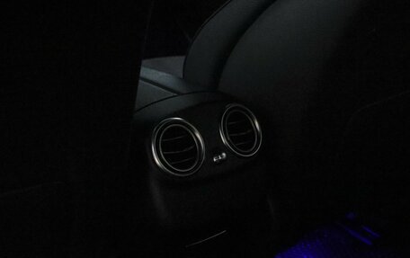 Mercedes-Benz E-Класс, 2019 год, 3 500 000 рублей, 17 фотография