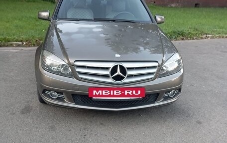 Mercedes-Benz C-Класс, 2010 год, 1 500 000 рублей, 5 фотография