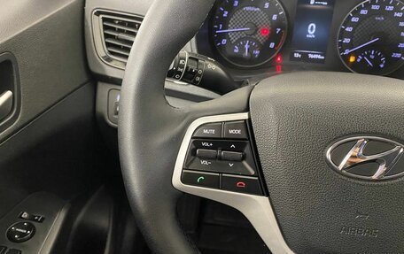 Hyundai Solaris II рестайлинг, 2020 год, 1 320 000 рублей, 28 фотография