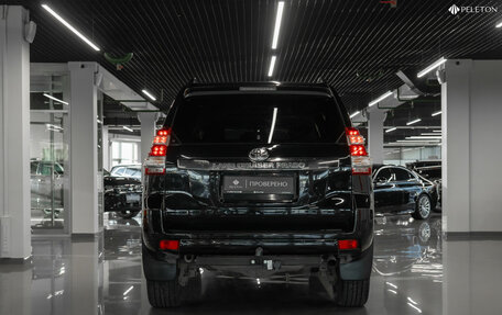 Toyota Land Cruiser Prado 150 рестайлинг 2, 2016 год, 4 880 000 рублей, 6 фотография