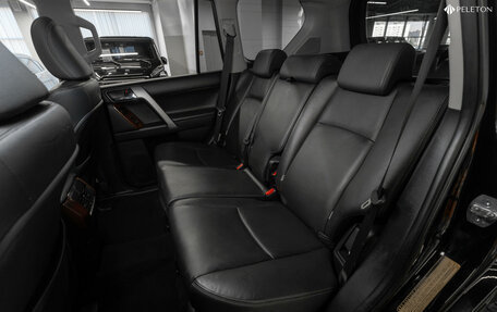Toyota Land Cruiser Prado 150 рестайлинг 2, 2016 год, 4 880 000 рублей, 13 фотография