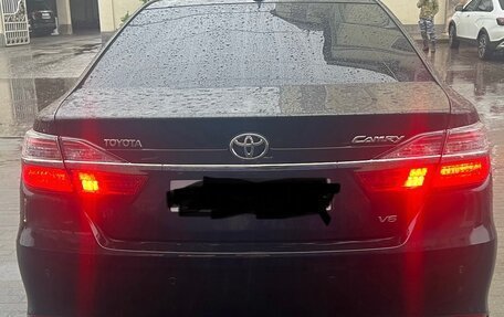 Toyota Camry, 2017 год, 2 290 000 рублей, 4 фотография