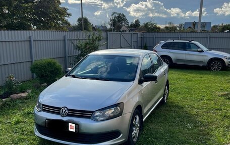 Volkswagen Polo VI (EU Market), 2011 год, 690 000 рублей, 3 фотография