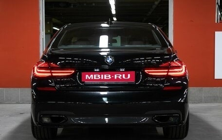 BMW 7 серия, 2018 год, 2 998 000 рублей, 6 фотография
