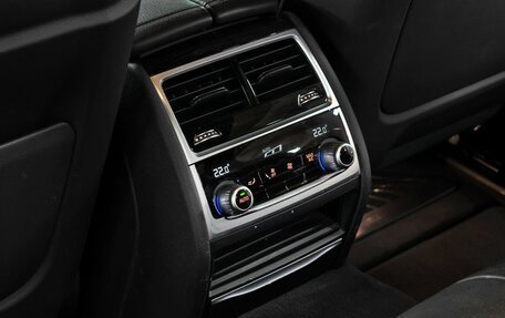 BMW 7 серия, 2018 год, 2 998 000 рублей, 18 фотография