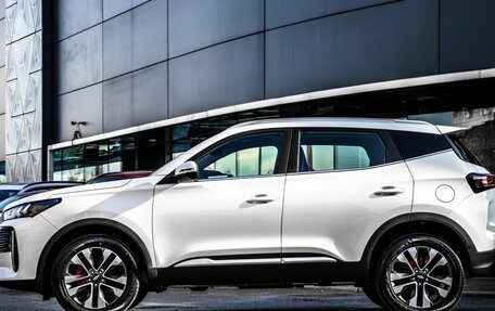 Chery Tiggo 4 I рестайлинг, 2025 год, 2 099 000 рублей, 8 фотография