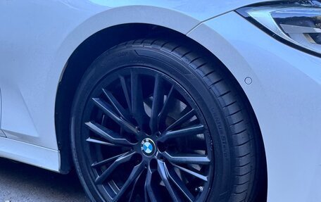 BMW 3 серия, 2019 год, 3 750 000 рублей, 9 фотография