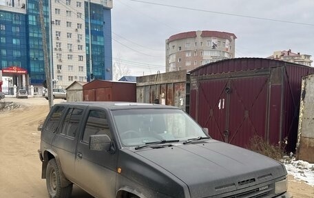 Nissan Terrano II рестайлинг, 1990 год, 499 000 рублей, 2 фотография