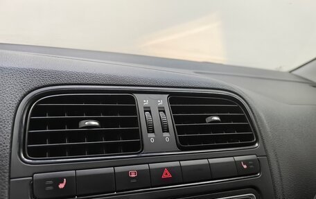 Volkswagen Polo VI (EU Market), 2014 год, 999 000 рублей, 13 фотография