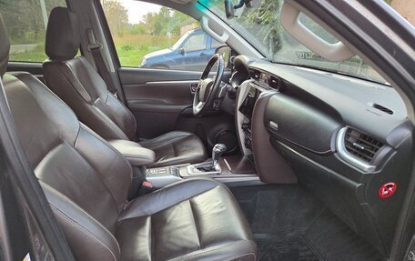 Toyota Fortuner II, 2017 год, 2 500 000 рублей, 6 фотография