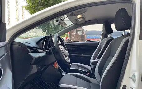 Toyota Yaris XP150 рестайлинг, 2022 год, 1 600 998 рублей, 7 фотография