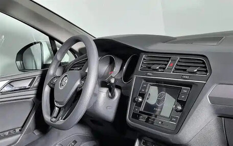 Volkswagen Tiguan II, 2022 год, 1 886 555 рублей, 12 фотография