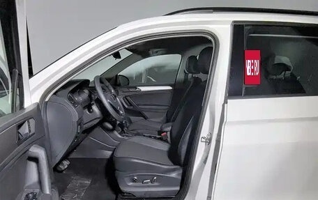 Volkswagen Tiguan II, 2022 год, 1 886 555 рублей, 16 фотография