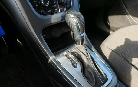 Opel Astra J, 2013 год, 667 000 рублей, 13 фотография