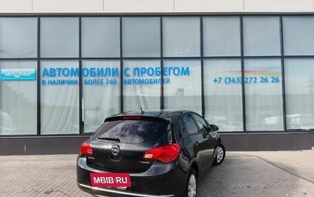 Opel Astra J, 2013 год, 667 000 рублей, 5 фотография
