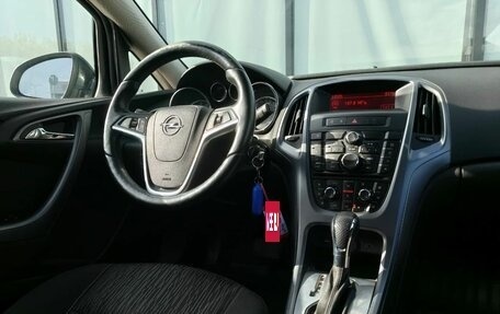 Opel Astra J, 2013 год, 667 000 рублей, 11 фотография