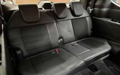 Honda Stepwgn, 2022 год, 2 140 000 рублей, 23 фотография