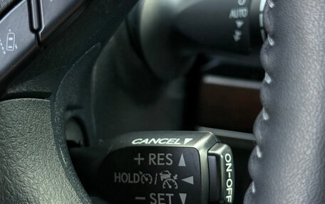 Toyota Land Cruiser 200, 2016 год, 5 500 000 рублей, 21 фотография