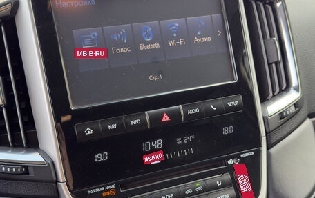 Toyota Land Cruiser 200, 2016 год, 5 500 000 рублей, 22 фотография