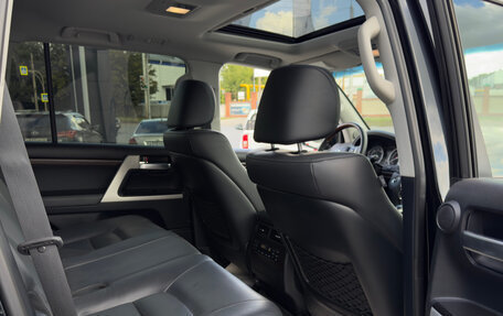 Toyota Land Cruiser 200, 2016 год, 5 500 000 рублей, 35 фотография