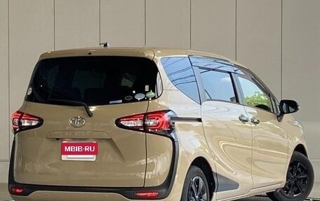 Toyota Sienta II, 2021 год, 1 050 000 рублей, 4 фотография