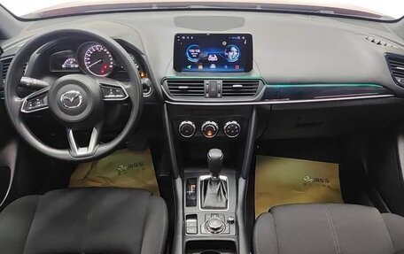 Mazda CX-4, 2021 год, 2 000 000 рублей, 2 фотография