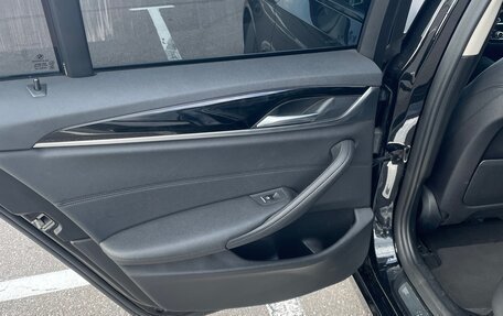 BMW 5 серия, 2018 год, 2 500 000 рублей, 13 фотография